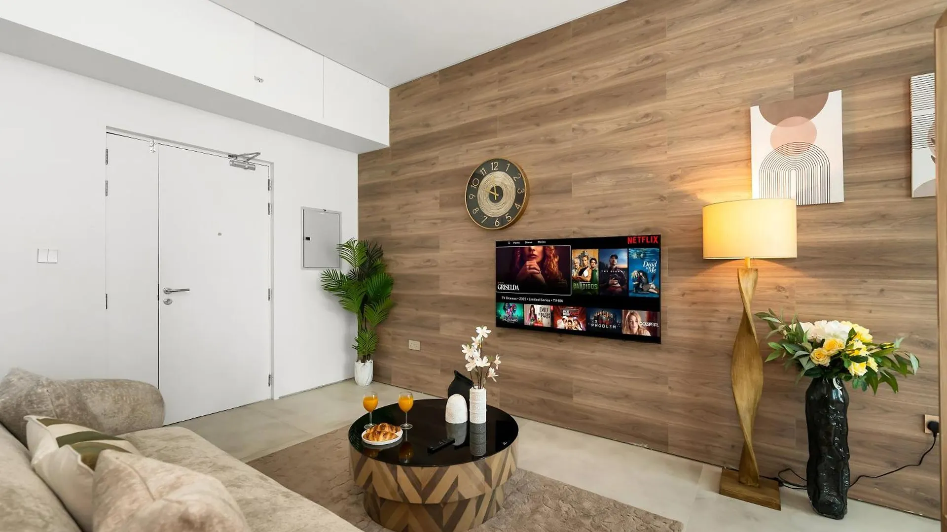 Luxurious 2Br Stay Marina View Dubai