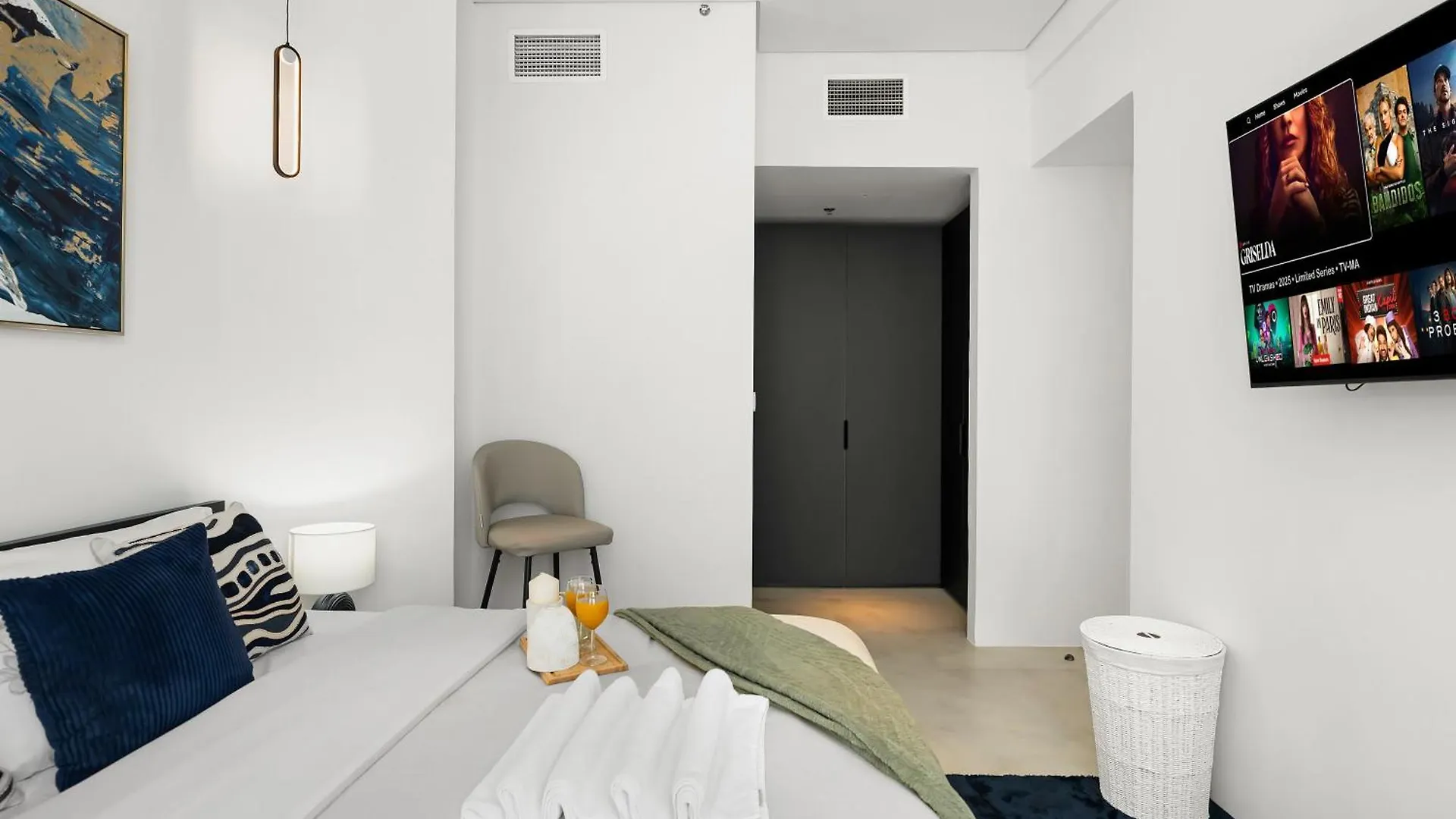 Luxurious 2Br Stay Marina View Dubai 0*,  United Arab Emirates